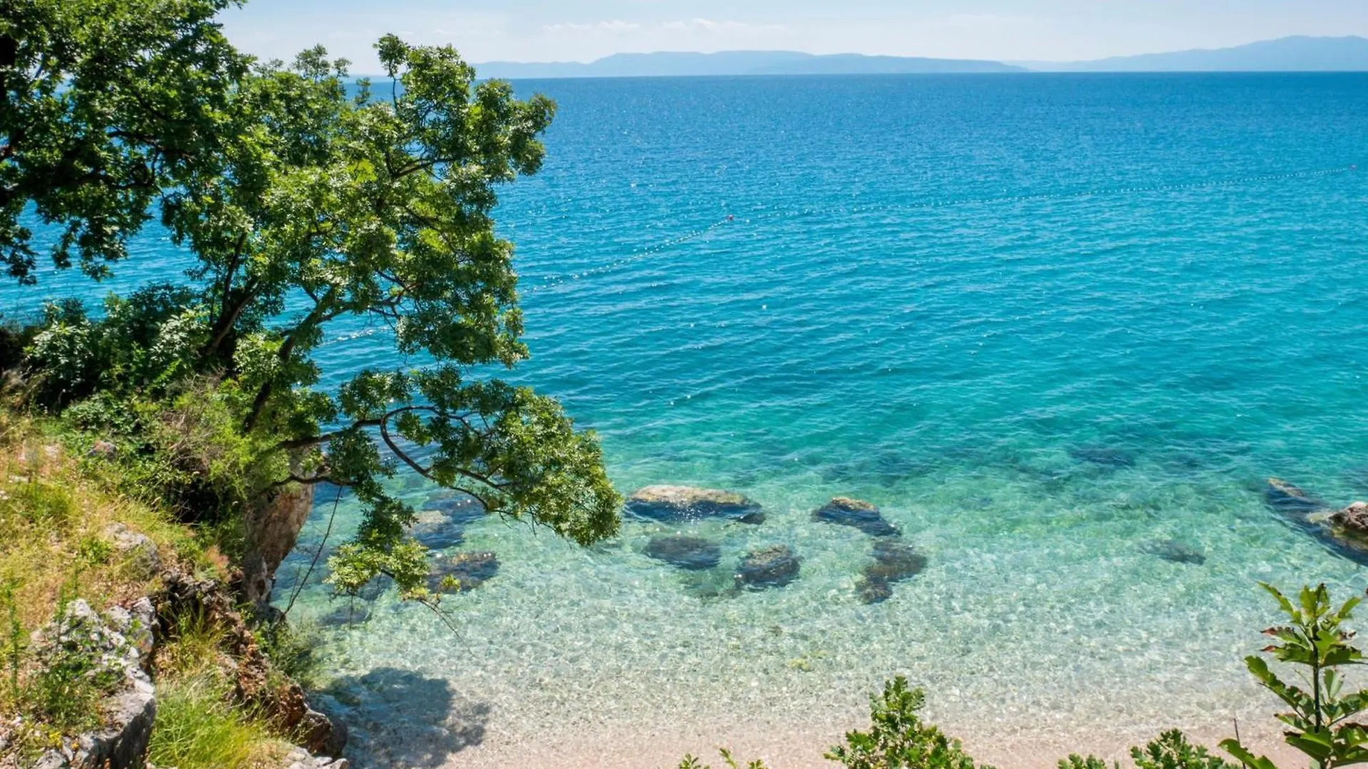 Apartment Holiday Home Sole - Happy Rentals Kostrena